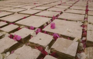 Boden Pflastern lassen
